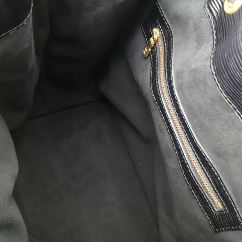 Louis Vuitton Noe Shoulder Bag